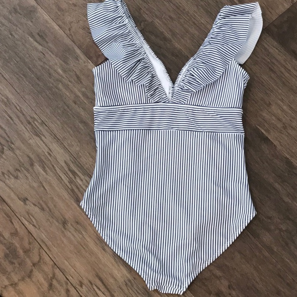 Aava Swim Ruffle One Piece - Picture 2 of 3